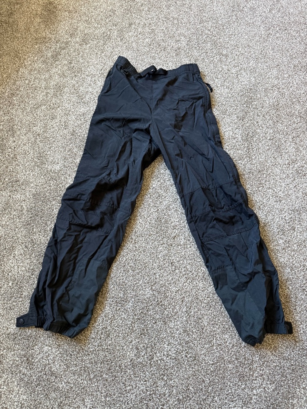 Mountain Hardwear Black Shell Outerpants w/ Belt